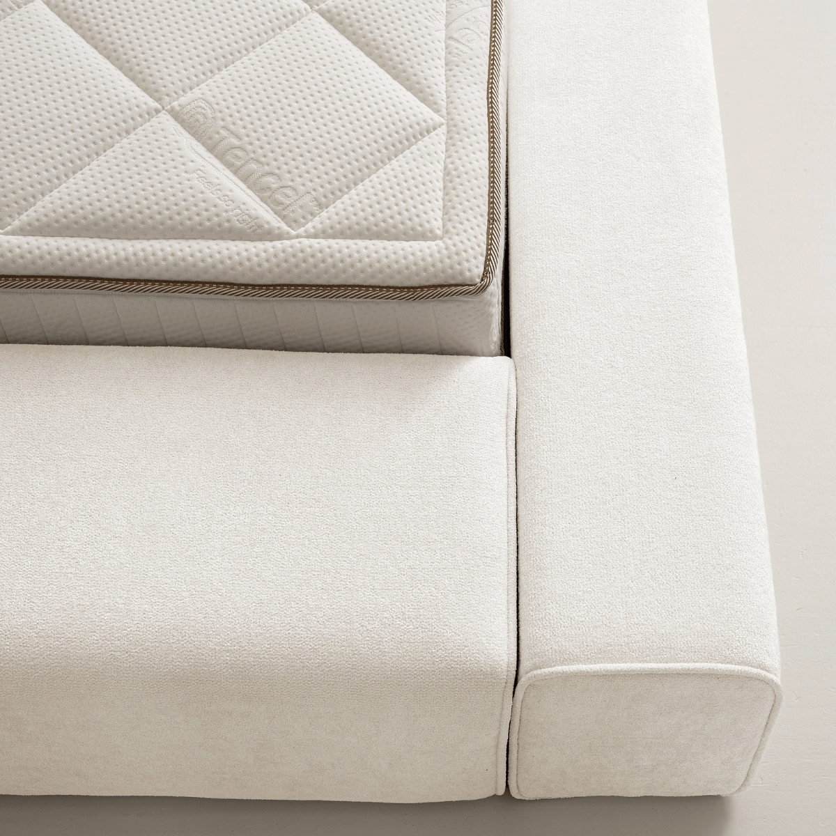 Zelesta Adore Malibu - Beige