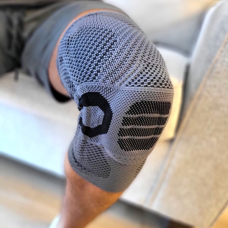 ComfortWear Knee Support™ - Knee Compression Sleeves
