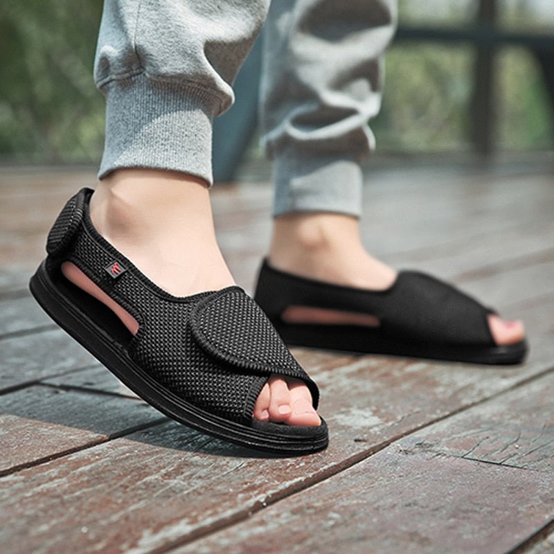 Coles Wide Feet Sandals - Black